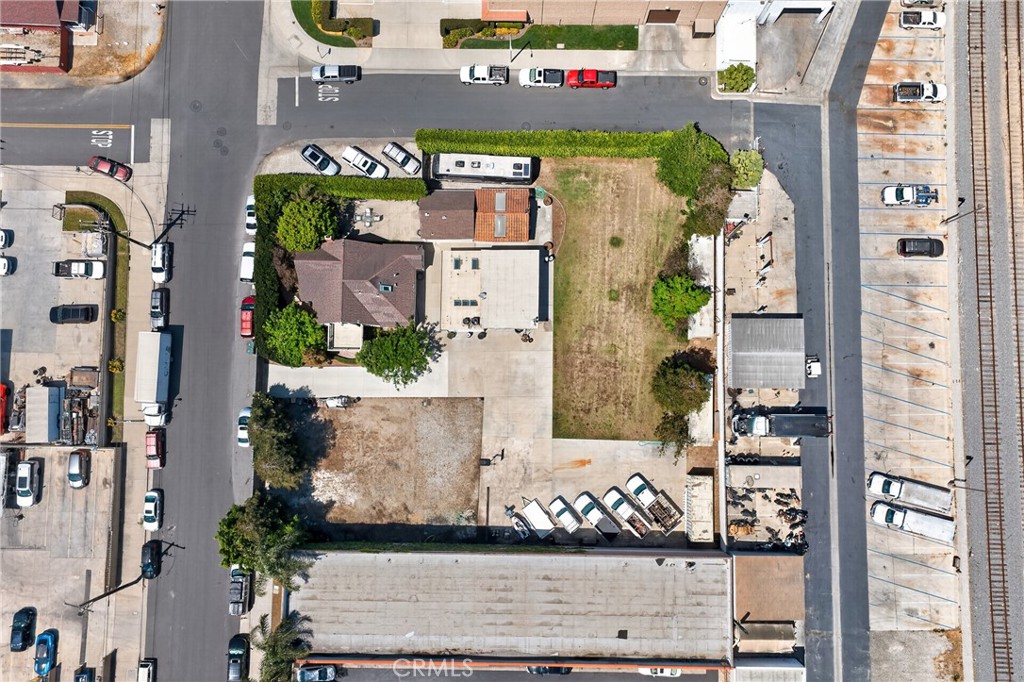 17066 Palmdale, Huntington Beach CA 92647 - photo 60