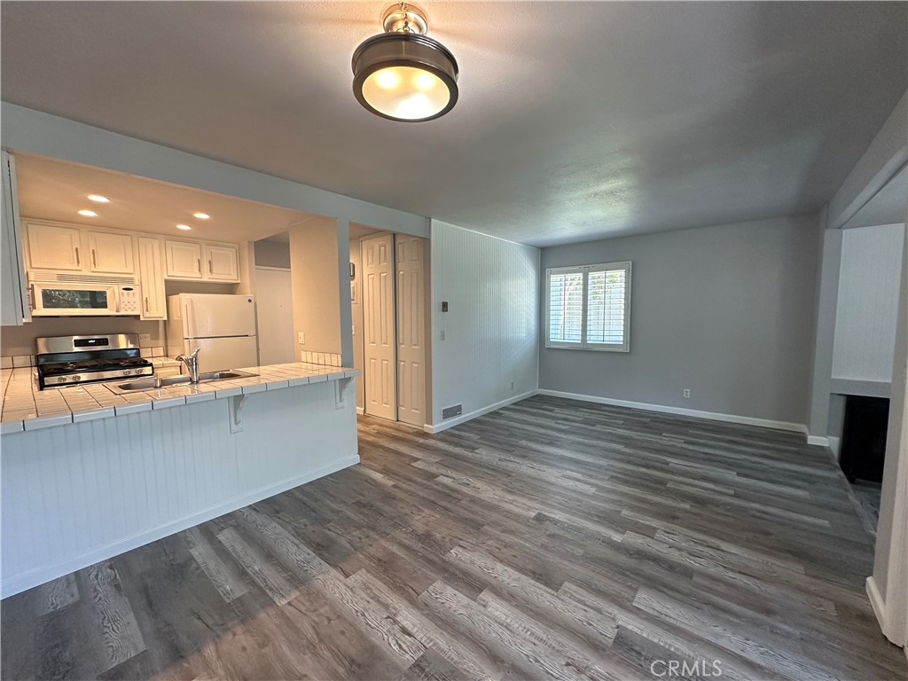 17072 Pacific Coast Highway 93, Huntington Beach CA 92649 - photo 1