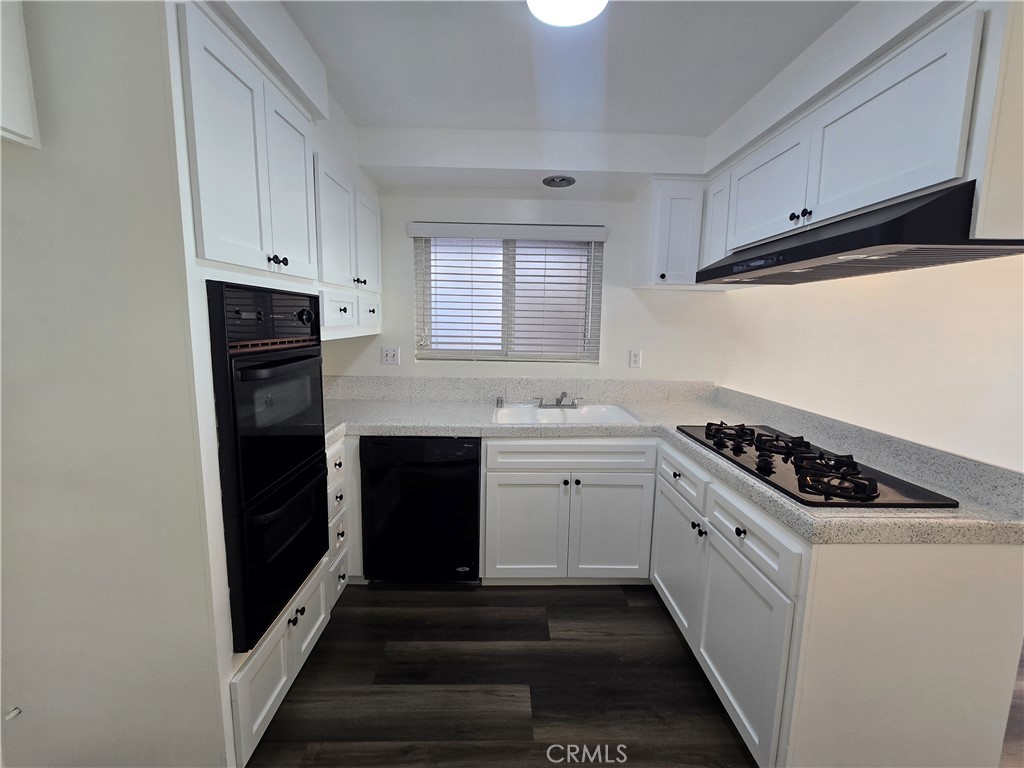 17081 Evergreen Circle A, Huntington Beach CA 92647 - photo 1