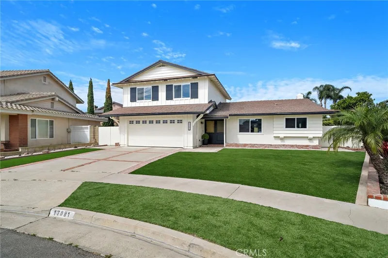 17081 Pleasant, Huntington Beach, CA 92649