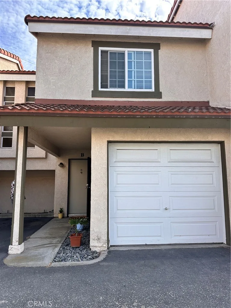 17092 Lynn Street B, Huntington Beach, CA 92648