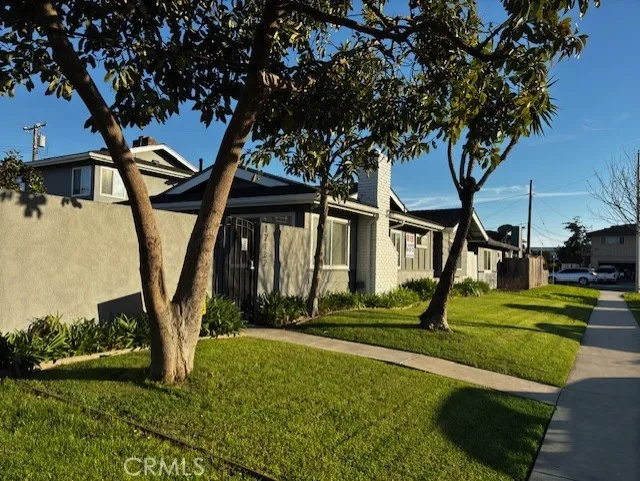 17132 Emerald D, Huntington Beach, CA 92647