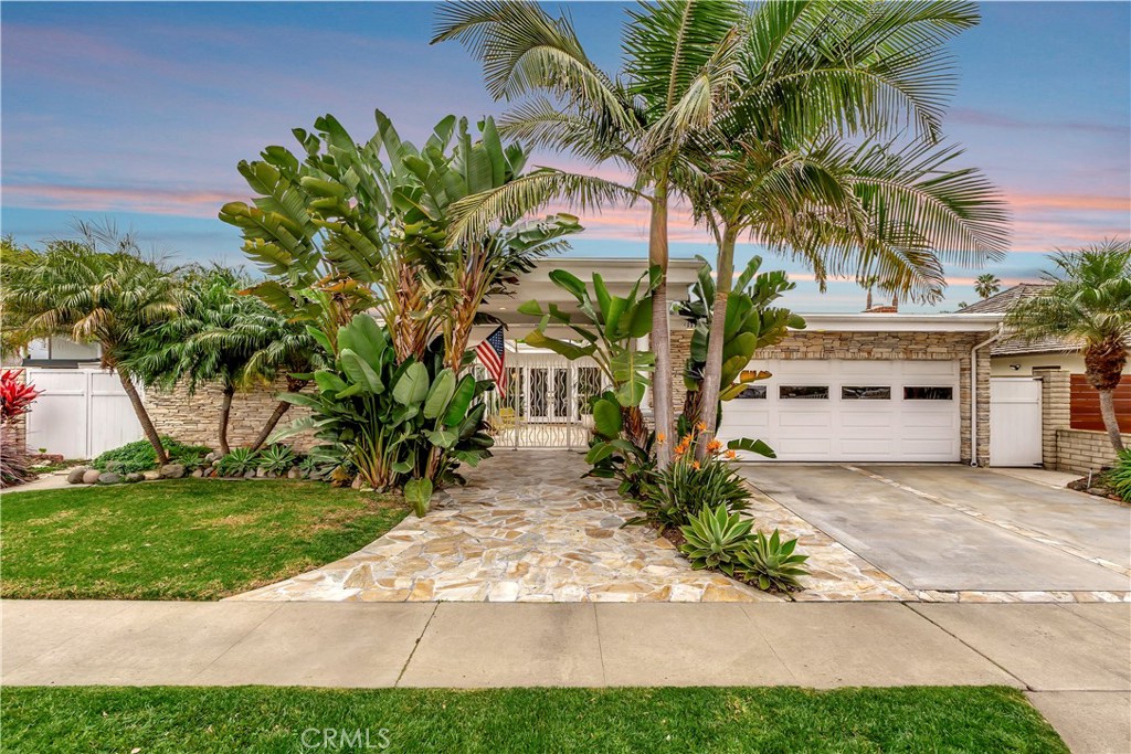 17164 Edgewater Lane, Huntington Beach CA 92649 - photo 1