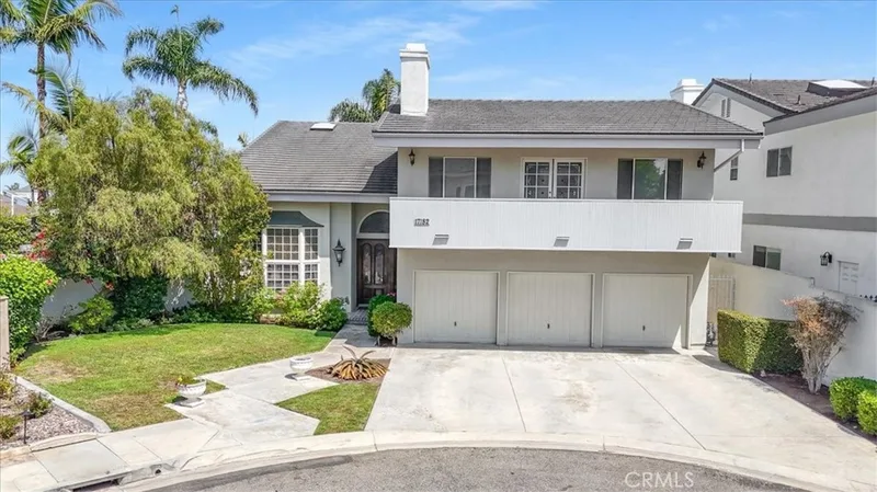 17182 Hillside Circle, Huntington Beach, CA 92649