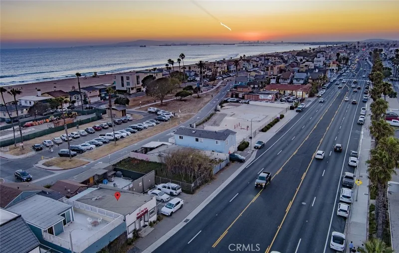 17185 Pacific Coast, Huntington Beach, CA 90742