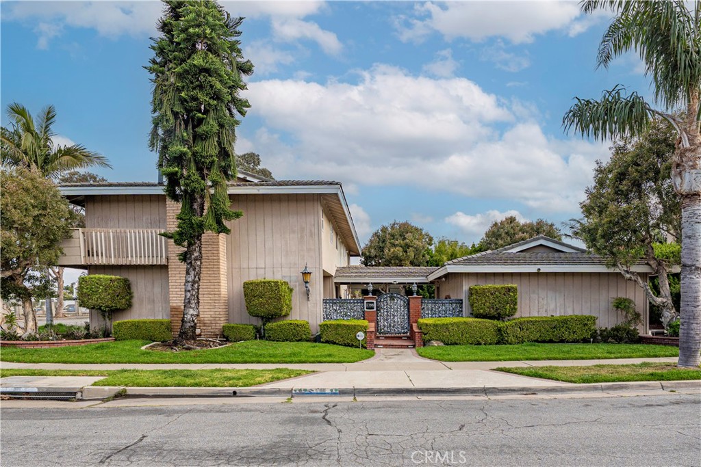 17188 Edgewater, Huntington Beach CA 92649 - photo 1
