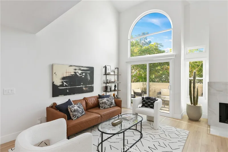 17202 Corbina 209, Huntington Beach, CA 92649