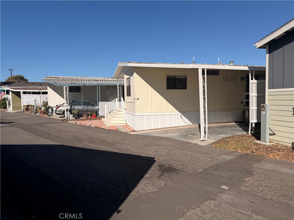 17261 Gothard 18, Huntington Beach CA 92647 - photo 4