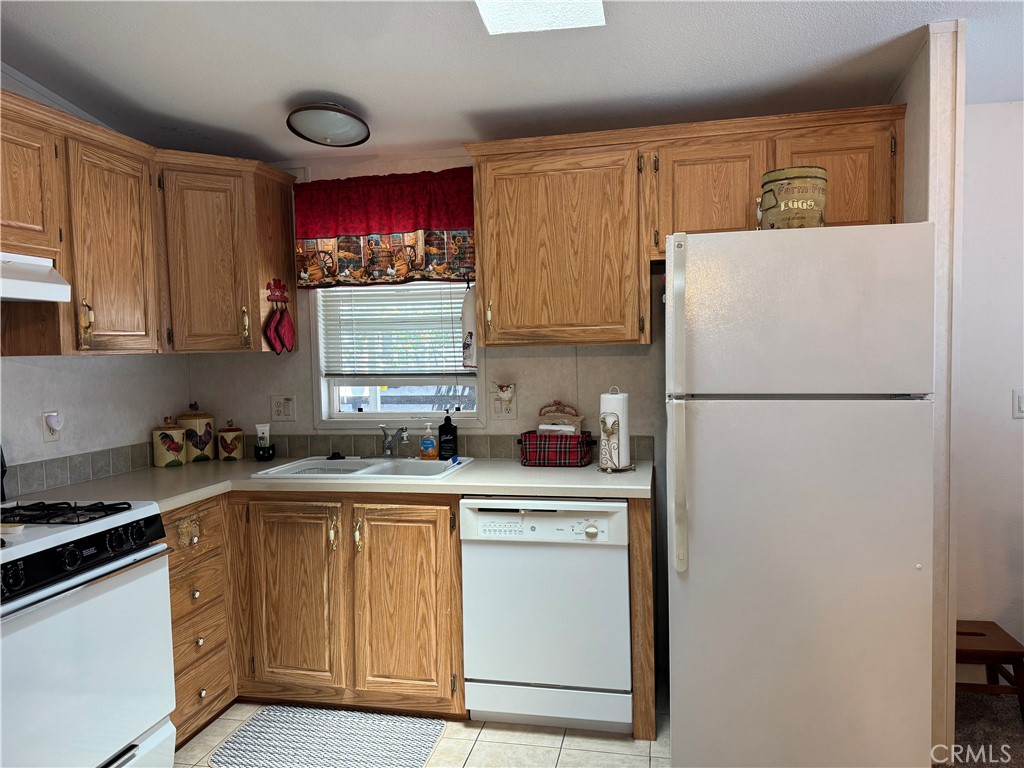 17261 Gothard 5, Huntington Beach CA 92647 - photo 5
