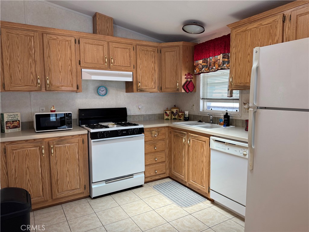 17261 Gothard 5, Huntington Beach CA 92647 - photo 6