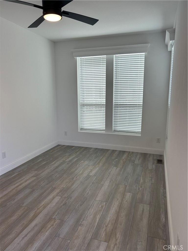Dining area - 17261 Gothard Street 13, Huntington Beach CA 92647 - photo 3