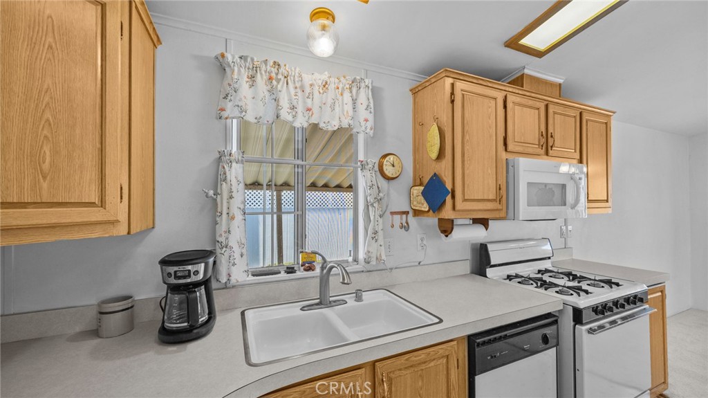 17261 GOTHARD Street 67, Huntington Beach CA 92647 - photo 11