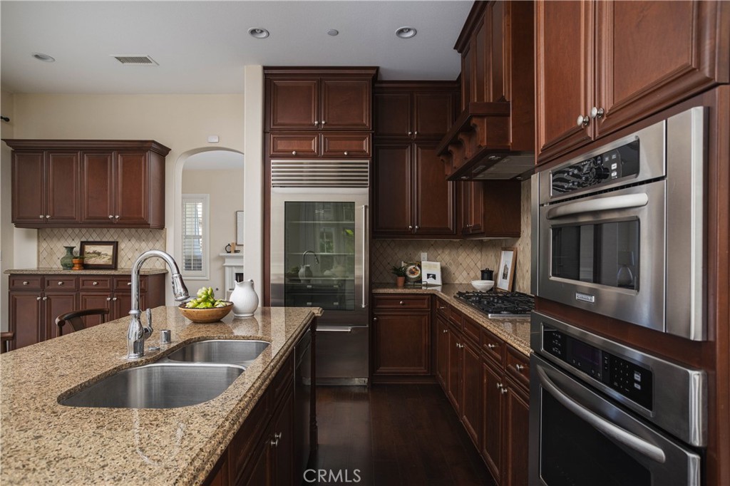 17281 Osterville Lane, Huntington Beach CA 92649 - photo 10