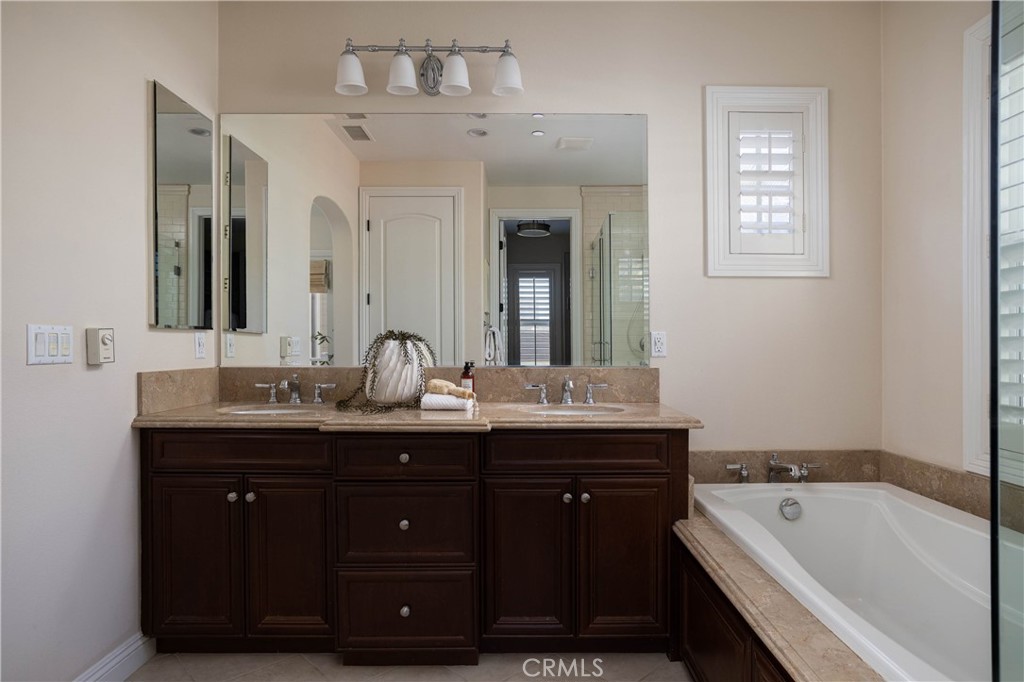 17281 Osterville Lane, Huntington Beach CA 92649 - photo 23