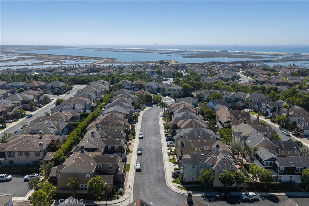 17281 Osterville Lane, Huntington Beach CA 92649 - photo 35