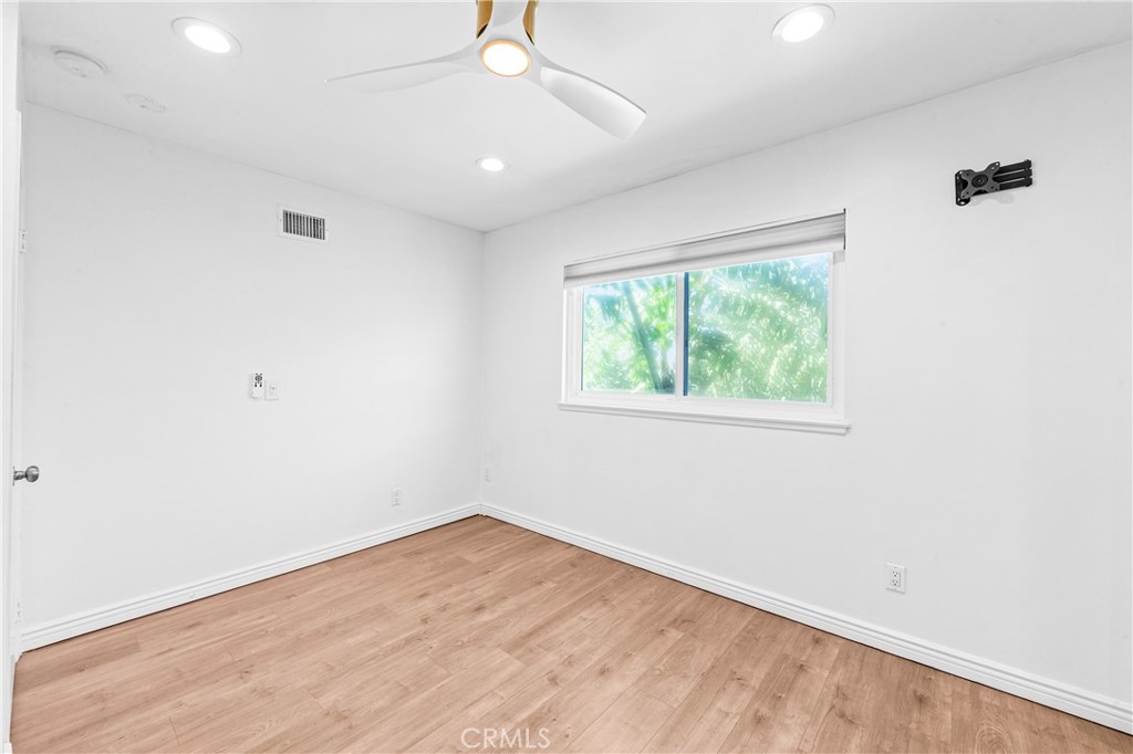 17327 Apel Lane, Huntington Beach CA 92649 - photo 50