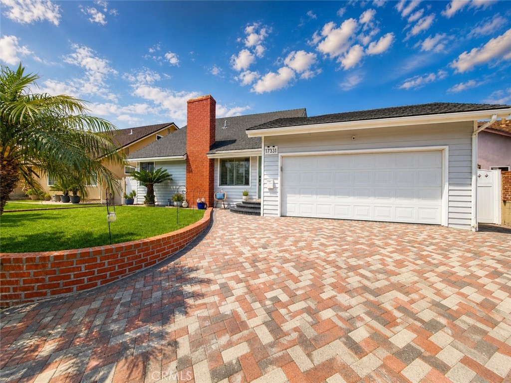 17331 Chapparal, Huntington Beach CA 92649 - photo 1