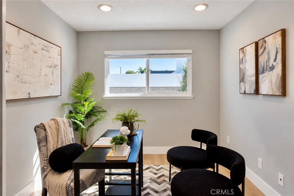 17342 Wild Rose, Huntington Beach CA 92649 - photo 20