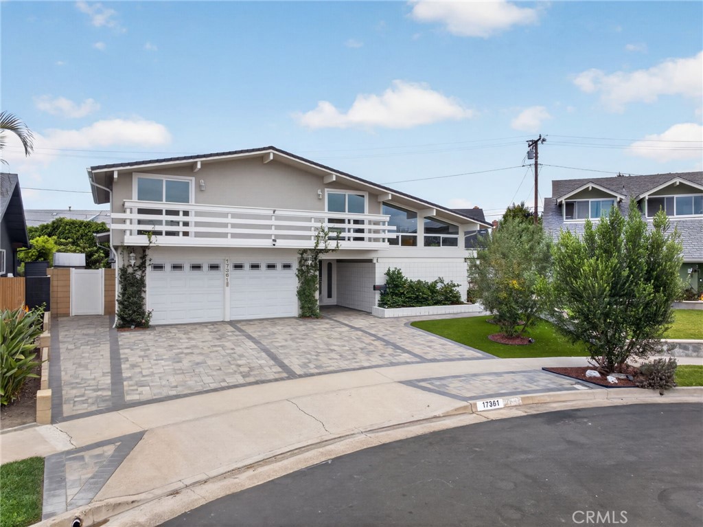 17361 Alta Vista, Huntington Beach CA 92647 - photo 1