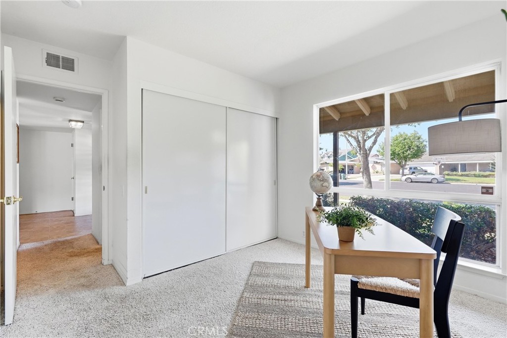 17372 Mira Loma Circle, Huntington Beach CA 92647 - photo 23