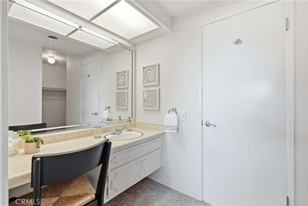 17372 Mira Loma Circle, Huntington Beach CA 92647 - photo 30