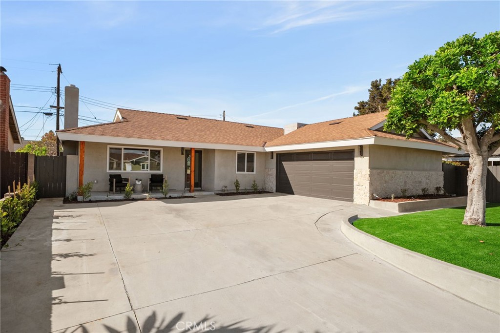 17381 Meer, Huntington Beach CA 92647 - photo 1