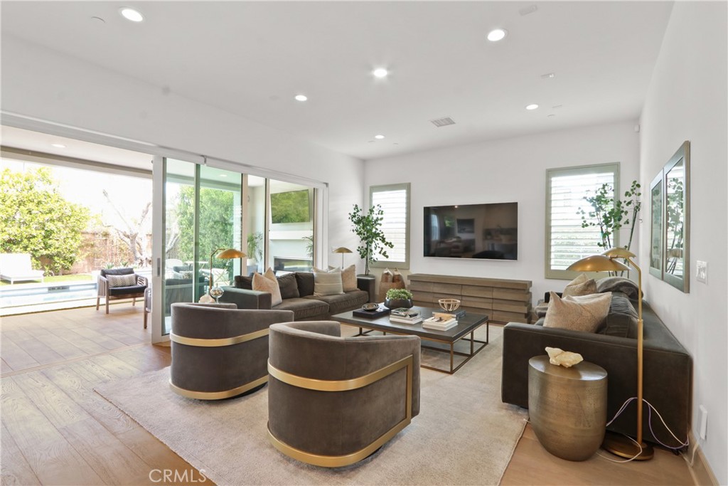 17382 Burrows, Huntington Beach CA 92649 - photo 8