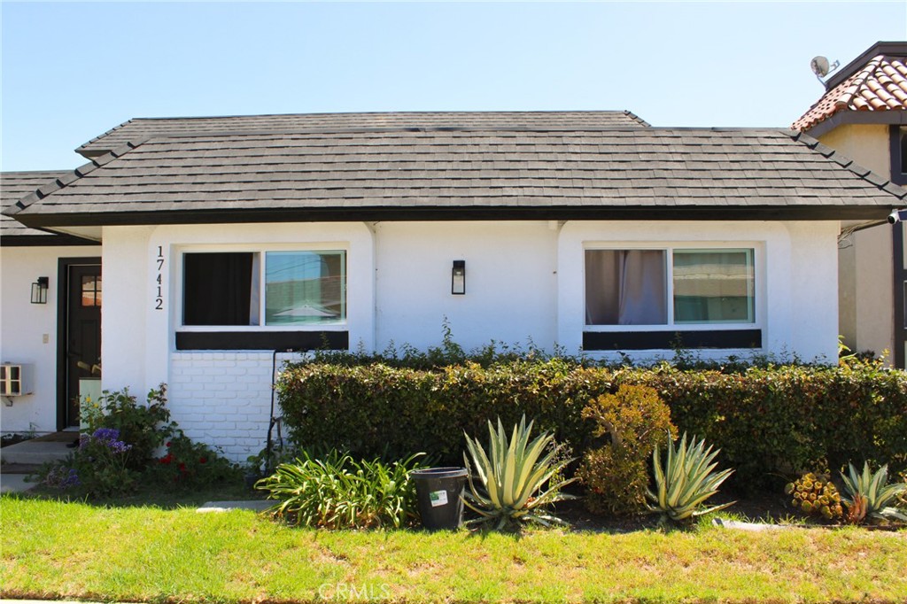 17412 Dairyview Circle, Huntington Beach CA 92647 - photo 3