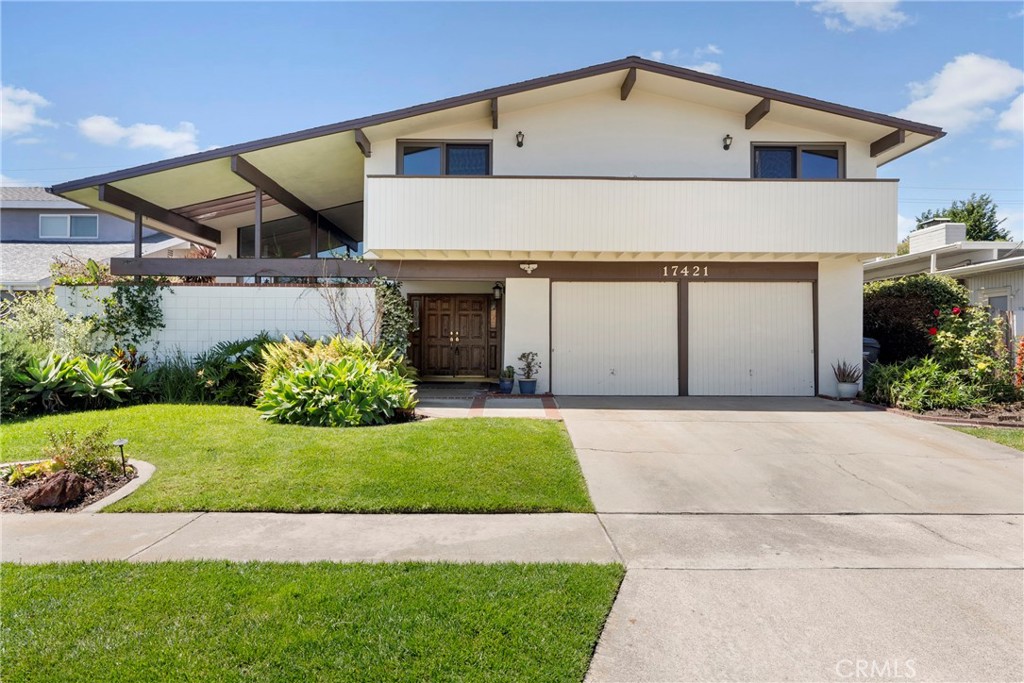17421 Lido Lane, Huntington Beach CA 92647 - photo 1