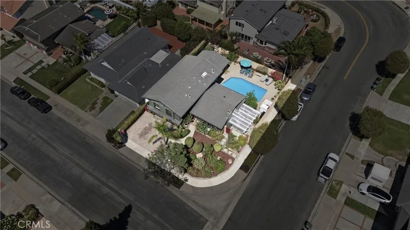 17432 Almelo Lane, Huntington Beach, CA 92649