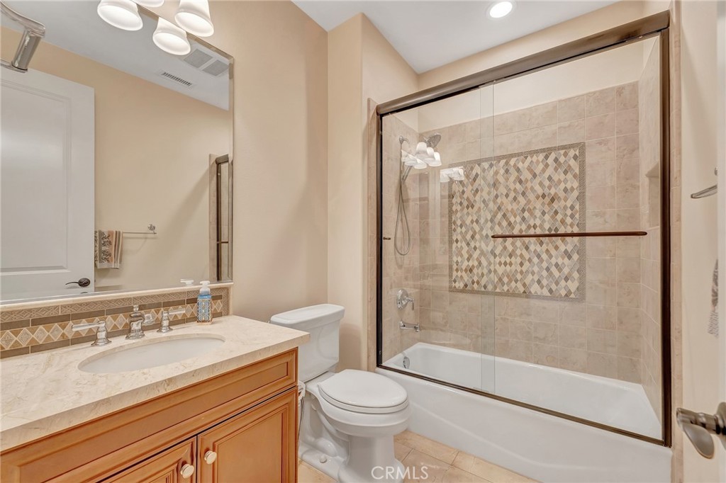 17441 Suffolk Lane, Huntington Beach CA 92649 - photo 21