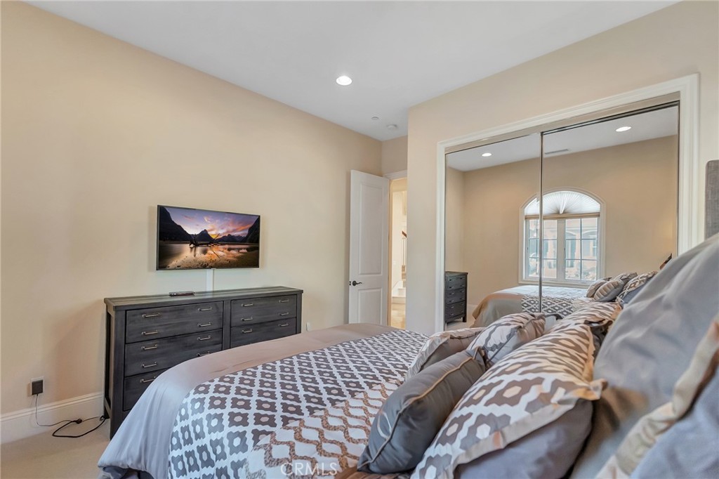 17441 Suffolk Lane, Huntington Beach CA 92649 - photo 24