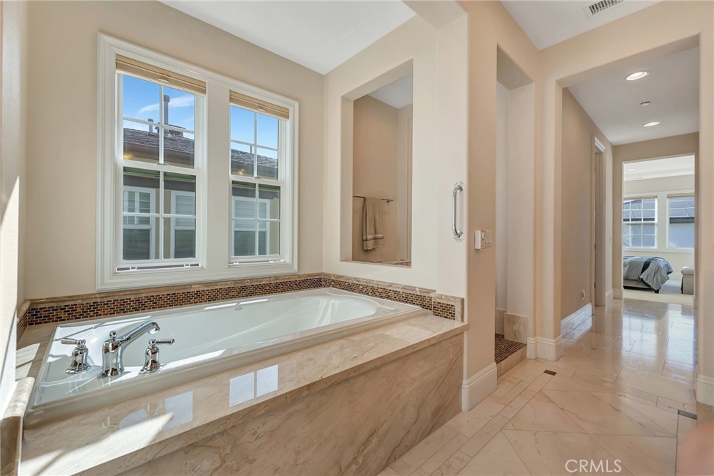 17441 Suffolk Lane, Huntington Beach CA 92649 - photo 30