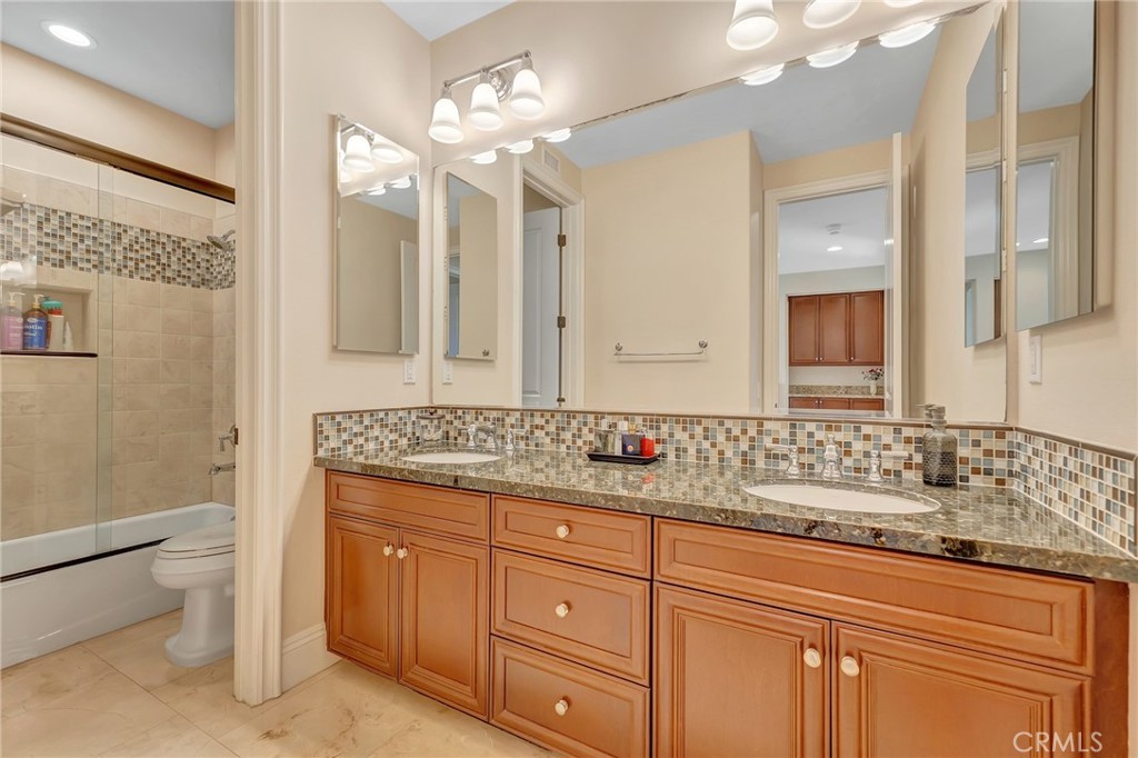 17441 Suffolk Lane, Huntington Beach CA 92649 - photo 33