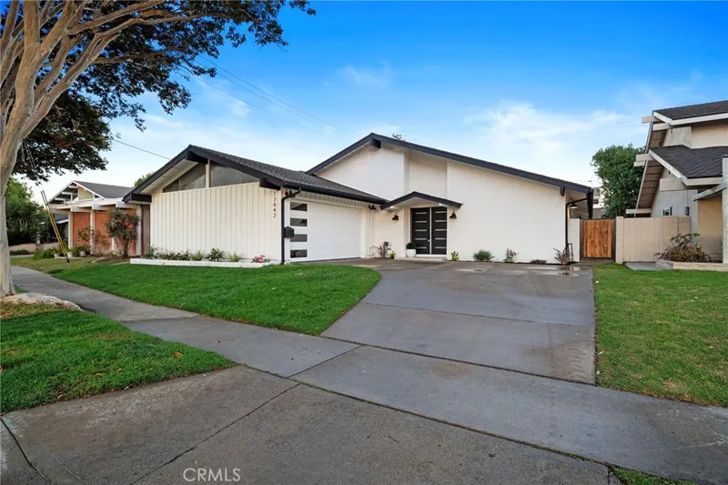 17442 Coronado Lane, Huntington Beach, CA 92647