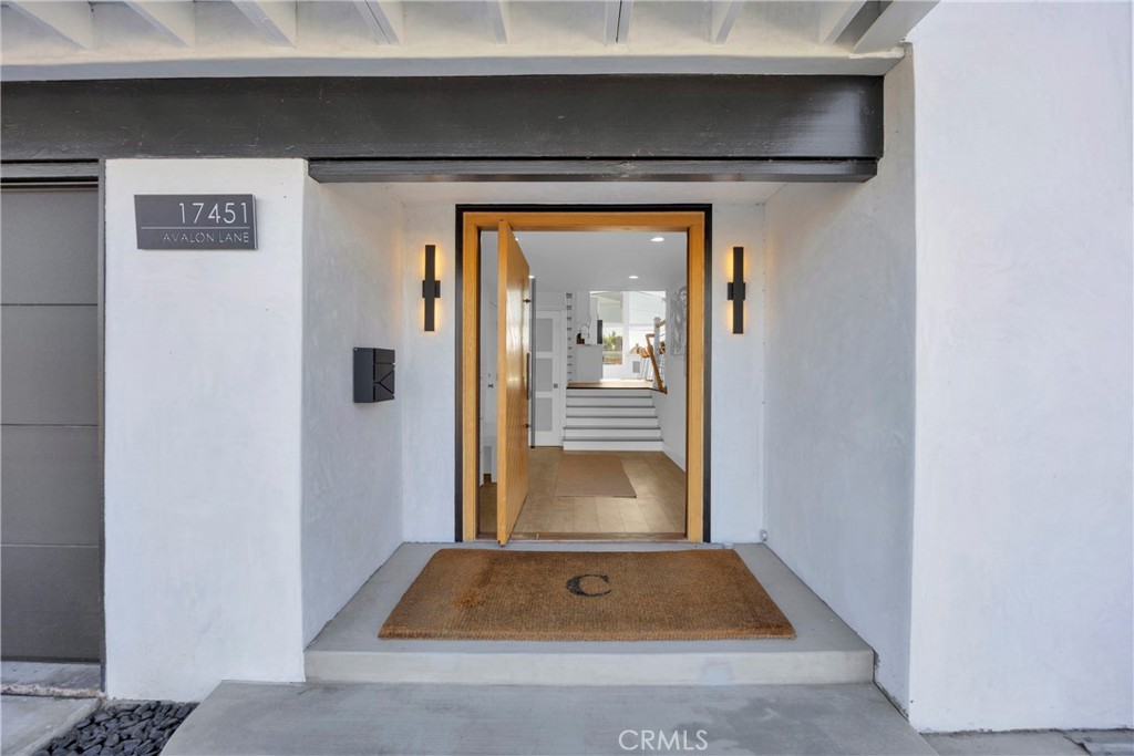 17451 Avalon, Huntington Beach CA 92647 - photo 9