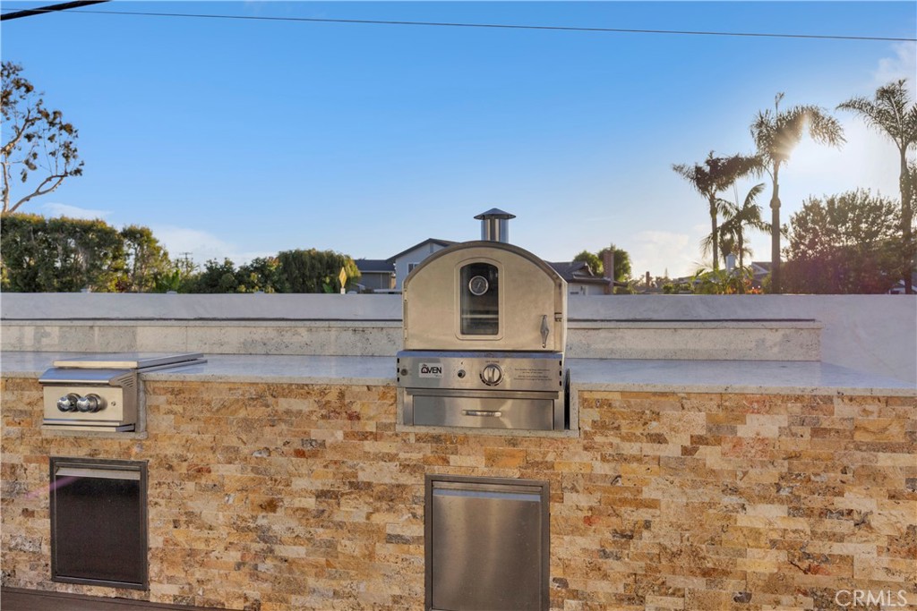 17451 Avalon, Huntington Beach CA 92647 - photo 50