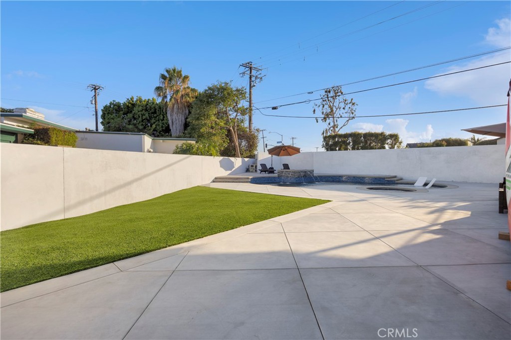 17451 Avalon, Huntington Beach CA 92647 - photo 57