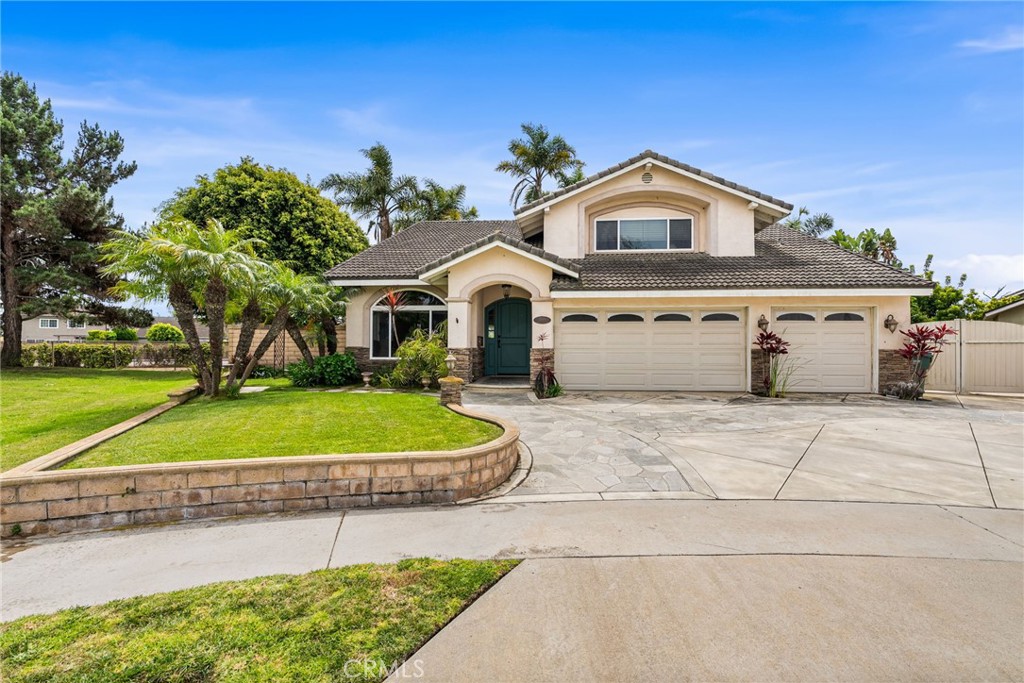 17481 Frans, Huntington Beach CA 92649 - photo 1