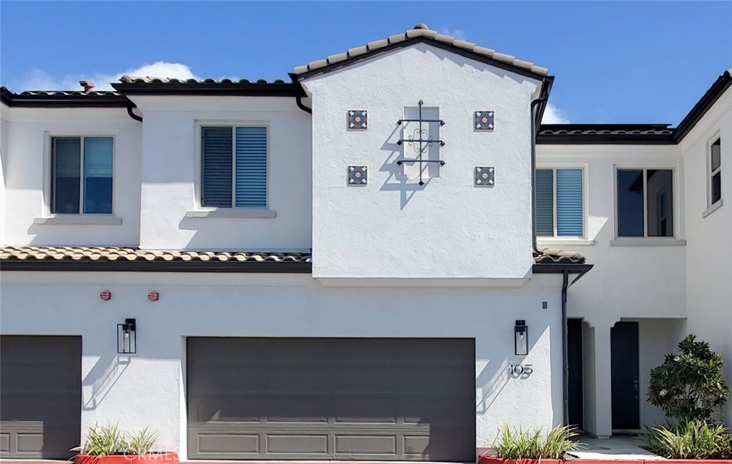 17536 Cameron Lane 105, Huntington Beach CA 92647 - photo 1