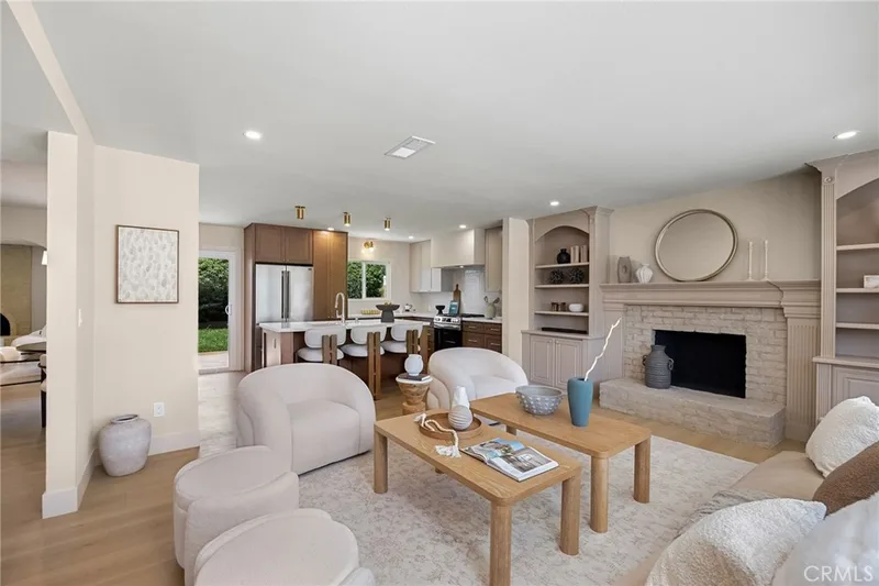 17571 Wrightwood, Huntington Beach