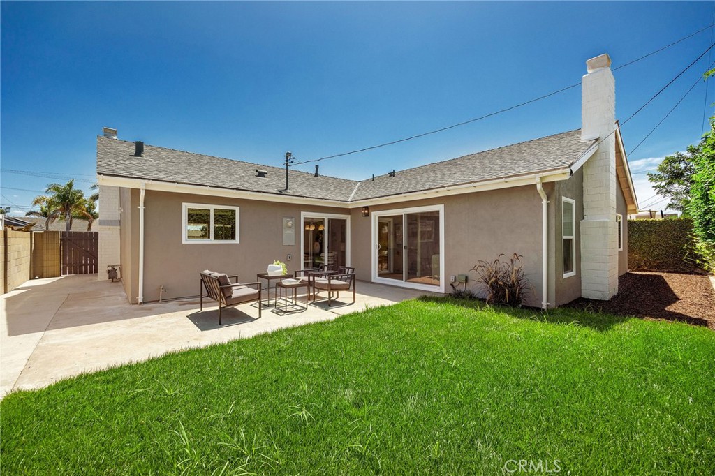 17571 Wrightwood, Huntington Beach CA 92649 - photo 25