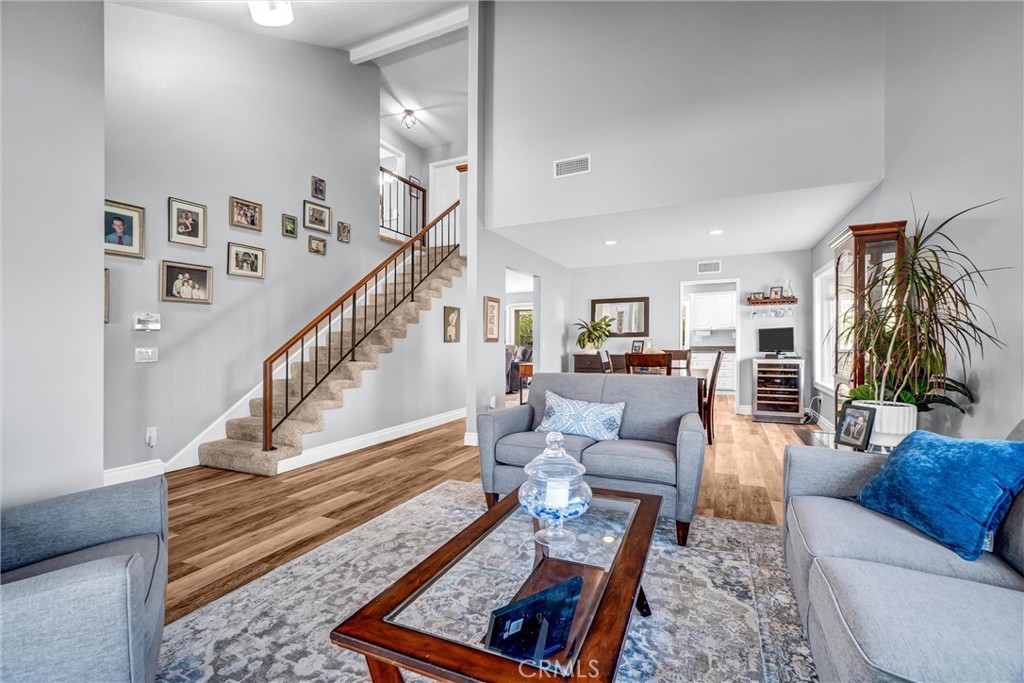 17661 Falkirk, Huntington Beach CA 92649 - photo 4