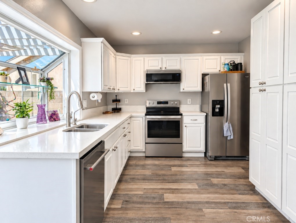 17661 Falkirk, Huntington Beach CA 92649 - photo 7