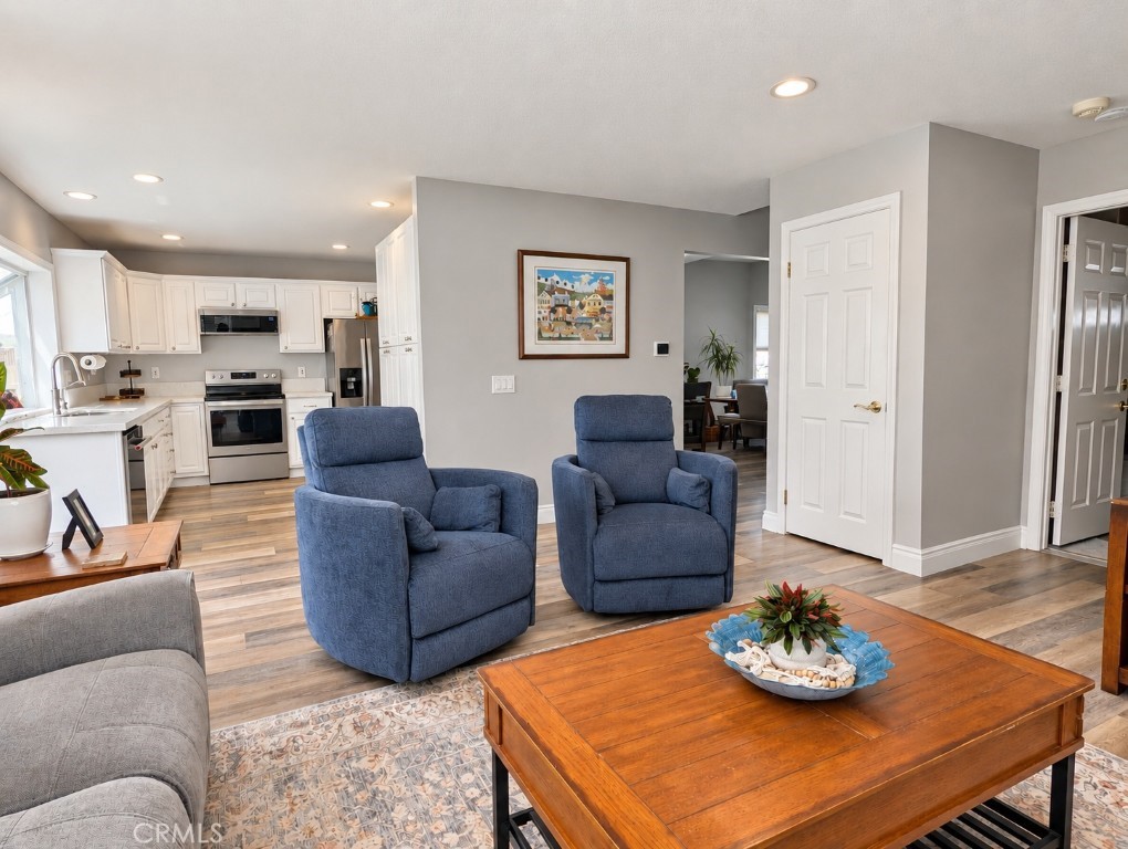 17661 Falkirk, Huntington Beach CA 92649 - photo 9