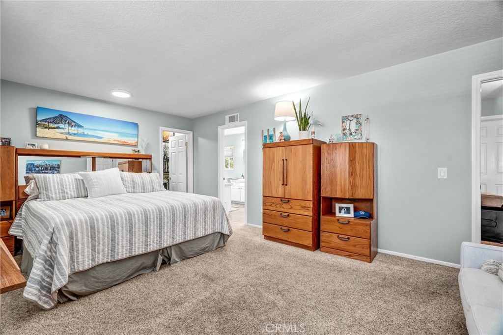 17661 Falkirk, Huntington Beach CA 92649 - photo 12