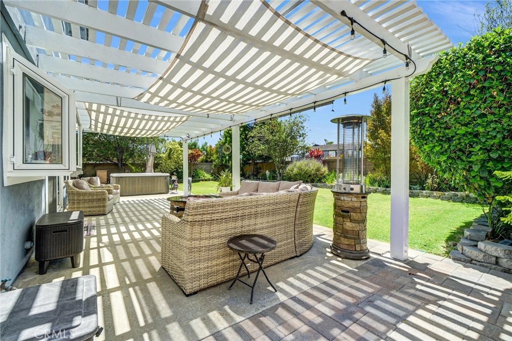 17661 Falkirk, Huntington Beach CA 92649 - photo 24