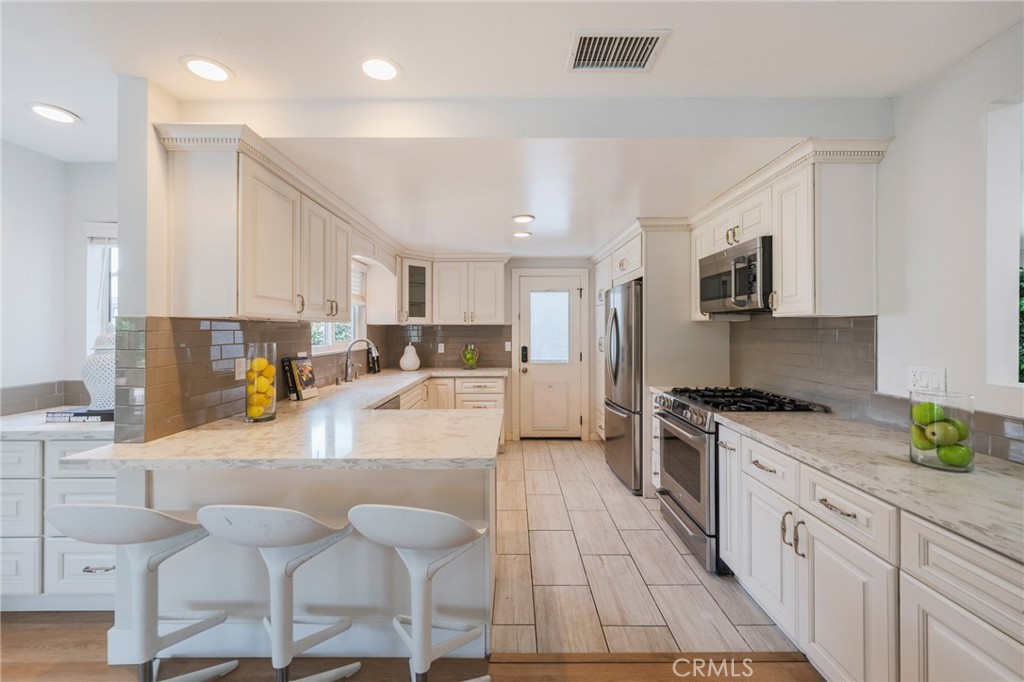 17661 Still Harbor, Huntington Beach CA 92647 - photo 7