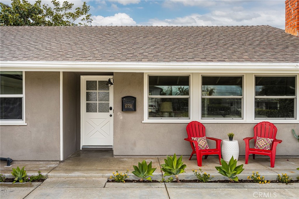 17751 Lewis, Huntington Beach CA 92647 - photo 4