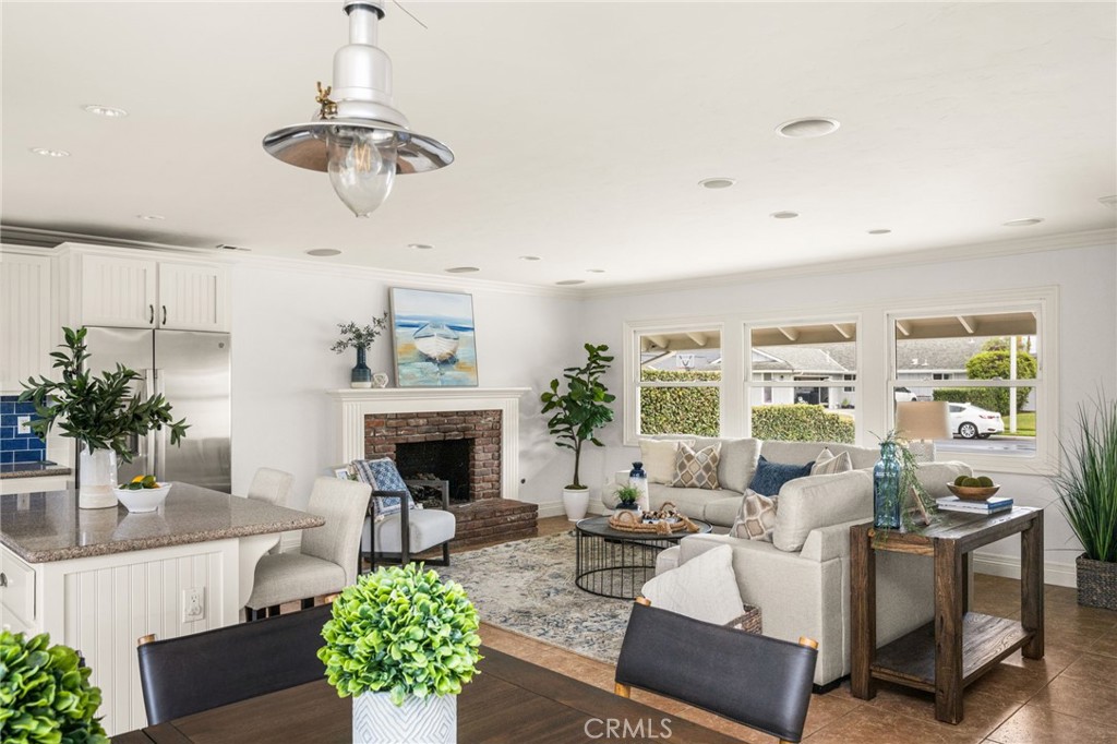 17751 Lewis, Huntington Beach CA 92647 - photo 10